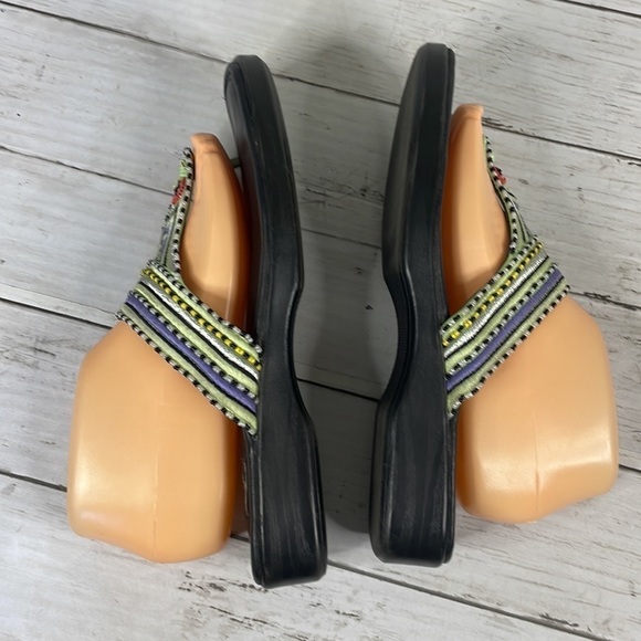 Viintage Beaded Embroidered Thong Square Toe Leather Sandal - Picture 9 of 14